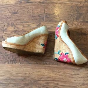 Antonio Melani canvas embroidered peep toe wedges